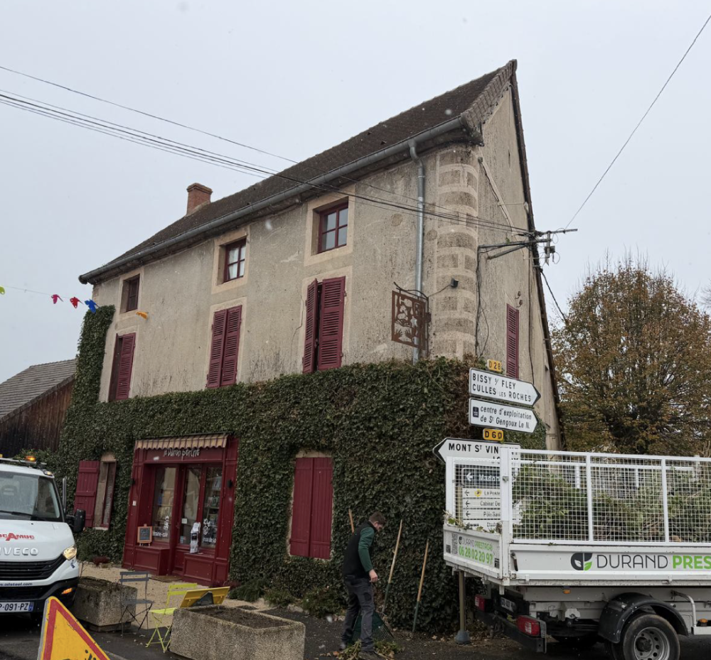 Capture d’écran 2025-11-28 à 10.03.10